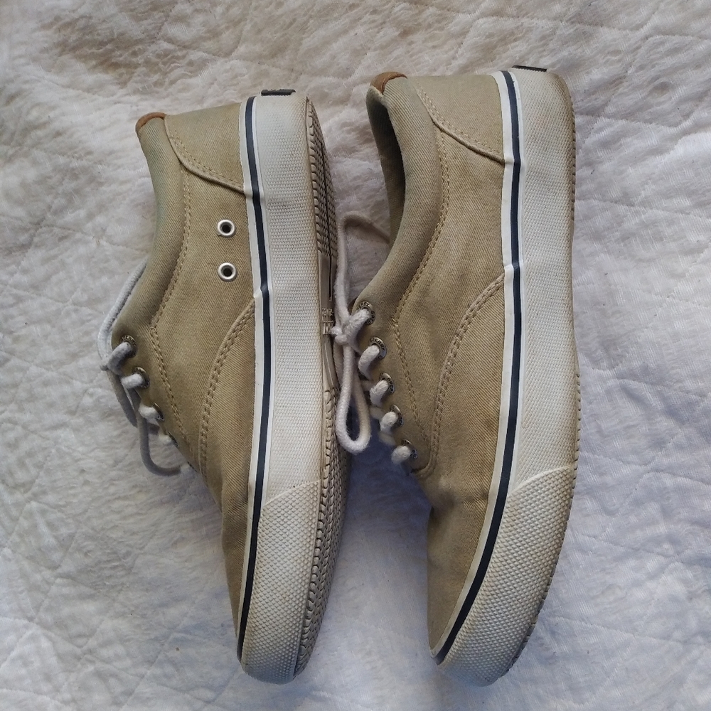 Canvas Sperry Shoes - Picture 2 of 6